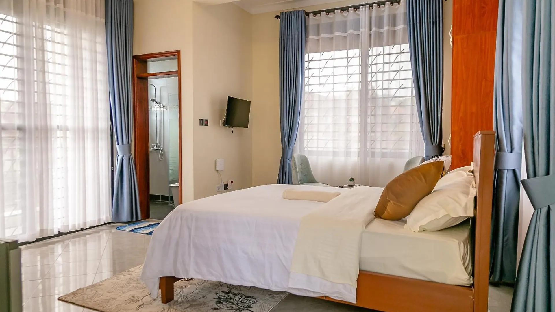 Ikhaya Residences Munyonyo Kampala 0*,